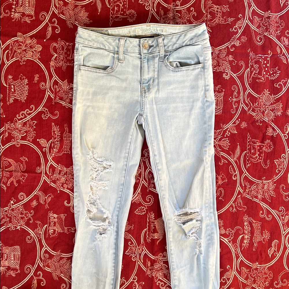 American Eagle Outfitters Women's Dark Blue and Light Jean bundle size 2 - Picture 8 of 13
